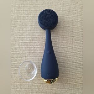 PMD Navy Cleansing Brush with Gold Detail